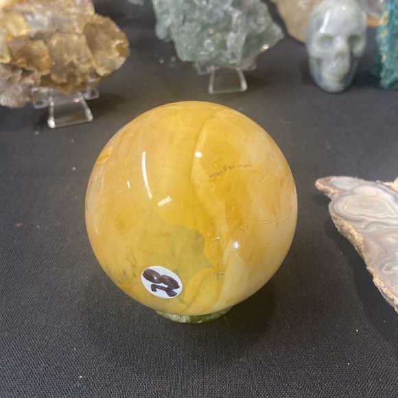 beautiful mookaite sphere mustard and latte colored 260 g - Picture 3 of 5